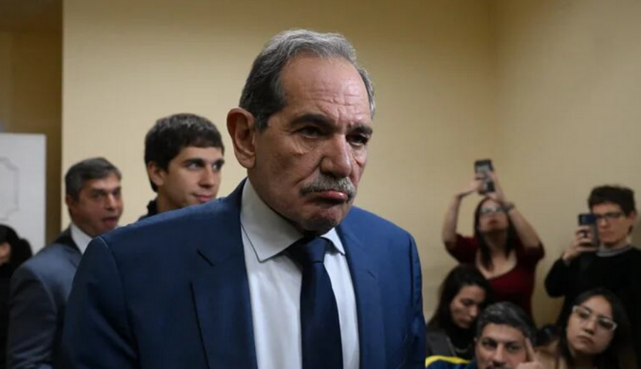 Condenaron a José Alperovich a 16 años de prisión por abuso sexual a su sobrina y quedará detenido