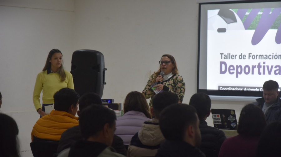 Se realizó el Taller de Formación Deportiva en el Municipio misionero de Apóstoles