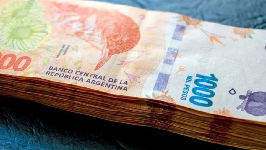 Dato del INDEC: Los salarios subieron 5,7% en Abril y perdieron frente a la inflación por tercera vez en el año