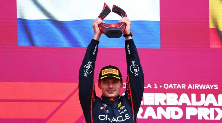 Fórmula 1: Max Verstappen con el Red Bull ganó el Gran Premio de Azerbaiyán de punta a punta, George Russell con Mercedes y Carlos Sainz con el Williams completaron el podio en el callejero de Bakú