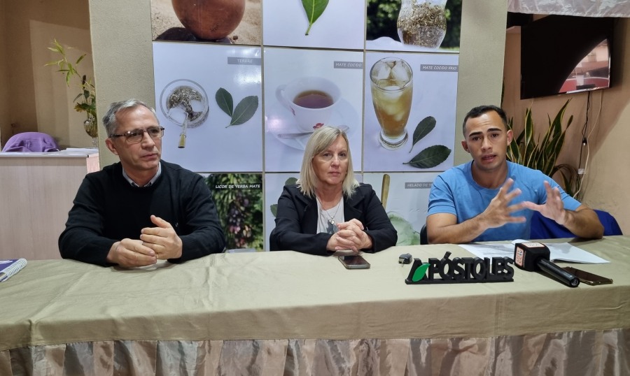 Lanzamiento oficial de los Juegos Deportivos Apostoleños, previo a los Juegos Evita