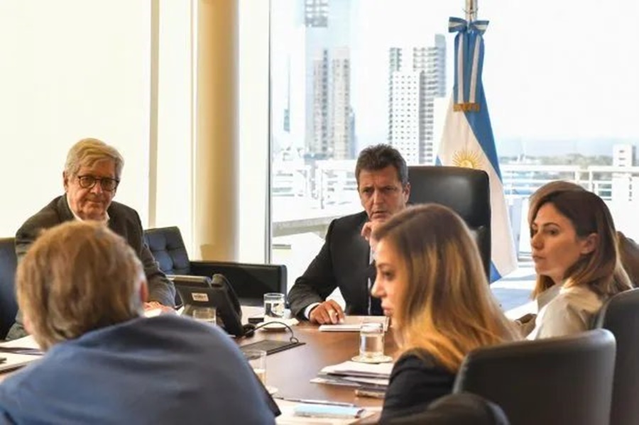 Tras el viaje a China, Sergio Massa analiza nuevas medidas económicas