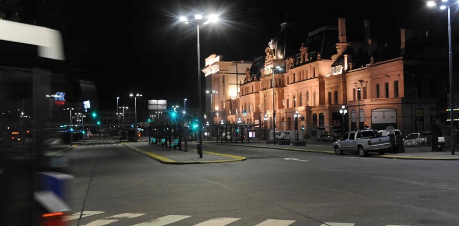 La UTA levantó el paro de colectivos que iba a arrancar a la medianoche tras la conciliación obligatoria que dictó el Gobierno Nacional