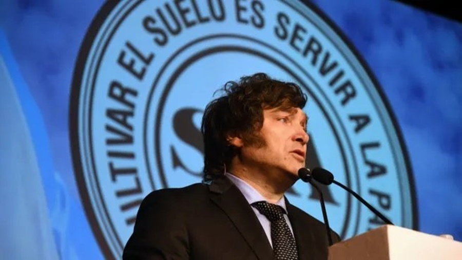 Ante el campo, Milei prometió "unificación cambiaria" y "eliminación total de las retenciones"
