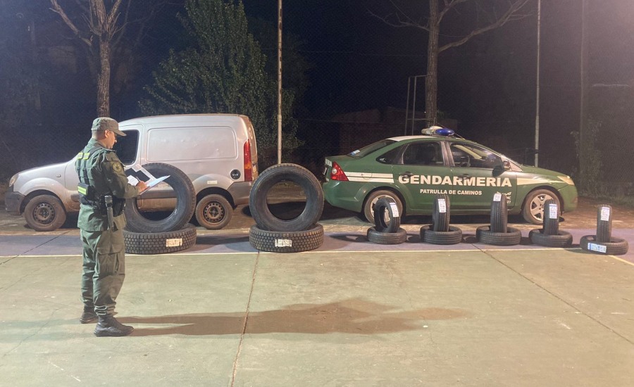 Gendarmería Nacional secuestró mercadería de contrabando valuada en más de 164 millones de pesos: Se trata de tres procedimientos que incluyeron resistencia a la autoridad, secuestro de cigarrillos y neumáticos