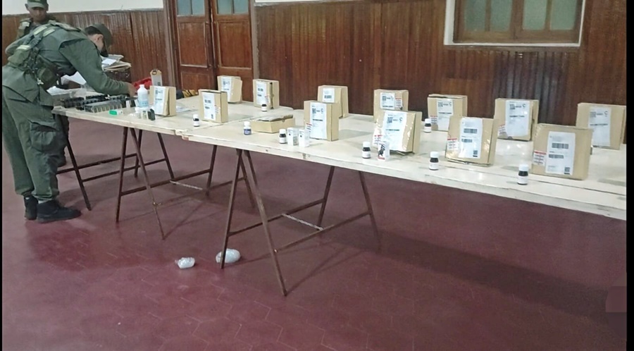 Fármacos importados de manera ilegal fueron enviados por encomiendas: La paquetería fue interdictada por Gendarmería Nacional en el Control Fijo “Cuay Grande”
