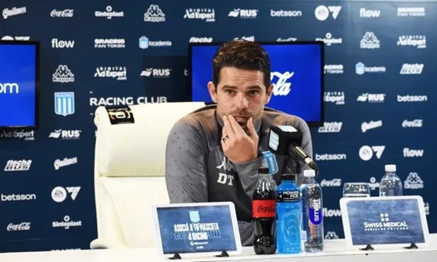 Bronca en el Cilindro: Gago renuncia como DT de Racing Club tras la derrota en el clásico