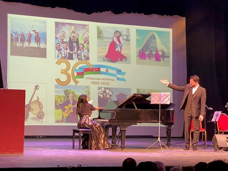 En el marco del 30 Aniversario de Relaciones Diplomáticas entre ambas naciones tuvo lugar la gala con excepcionales músicos: Concierto de alto nivel de Azerbaiyán en Buenos Aires