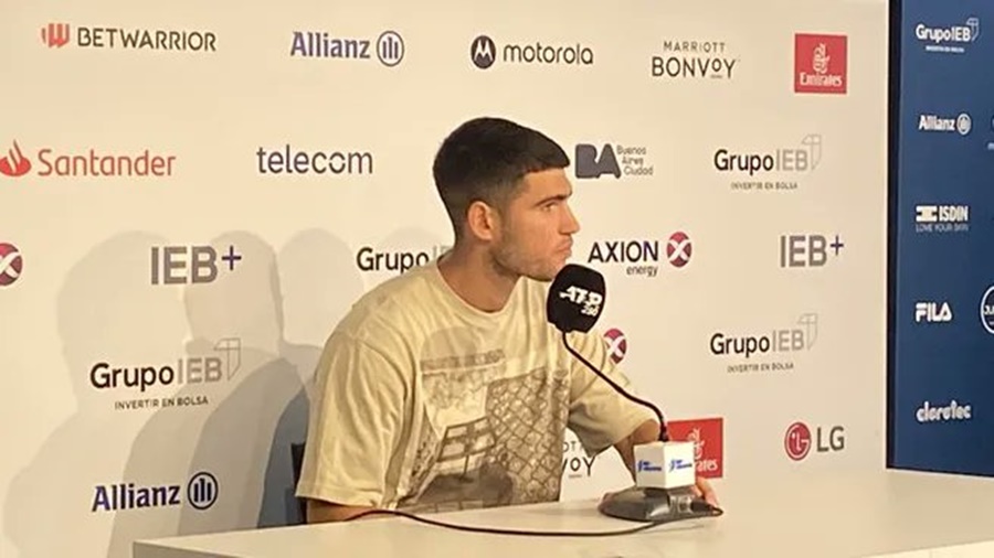 Tenis: Dura autocrítica del español Carlos Alcaraz tras ser eliminado del Argentina Open, "me dolió mucho"