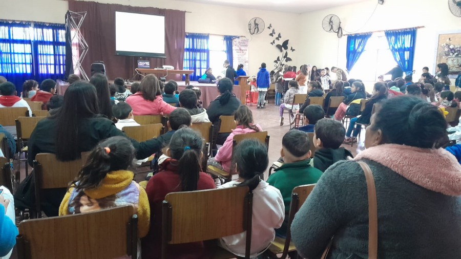 Desarrollo Social lanza innovador Programa en escuelas de Apóstoles, beneficiando a 250 alumnos