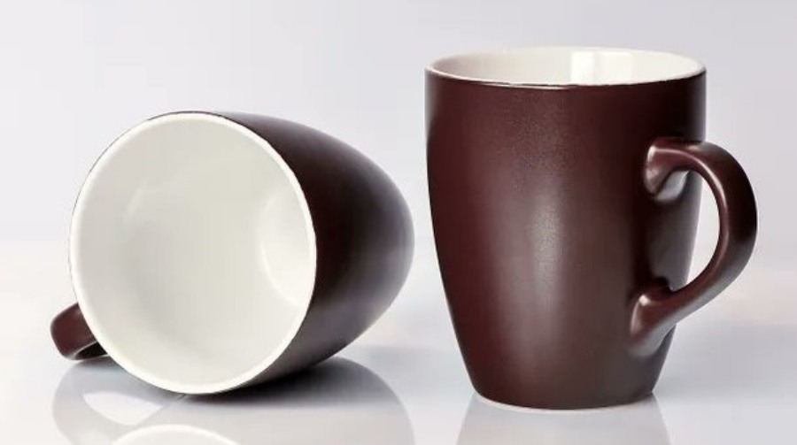 El truco definitivo que explica cómo limpiar las tazas y dejarlas sin olor