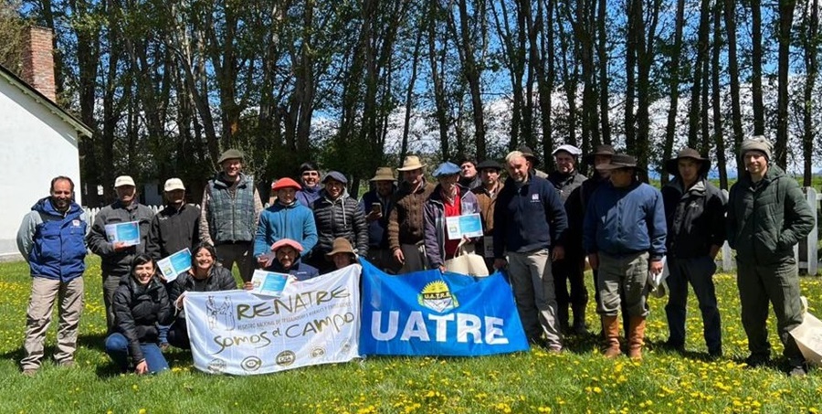 Se capacitaron trabajadores rurales en el uso, seguridad y mantenimiento de motosierra en Chubut