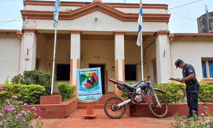 Concepción de la Sierra: Durante un allanamiento por un hurto de ganado menor, se halló una motocicleta con pedido de secuestro
