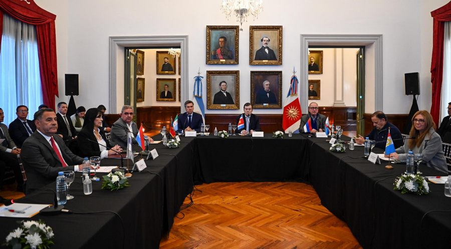 Passalacqua y Gobernadores del Norte Grande y Litoral proponen una tarifa energética diferenciada para zonas cálidas