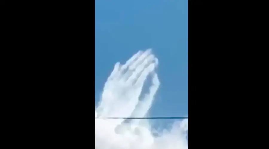 ¿Unas manos rezando aparecieron en el cielo de Siria?, Arzobispo responde