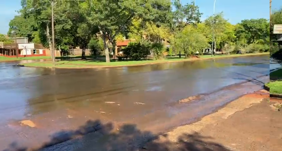 Apóstoles: La C.O.S.P.A.L., informa que se están haciendo reparaciones en la cañería que alimenta un sector del centro y Barrio Chaquito por lo que se encuentran suspendido el servicio en esas zonas