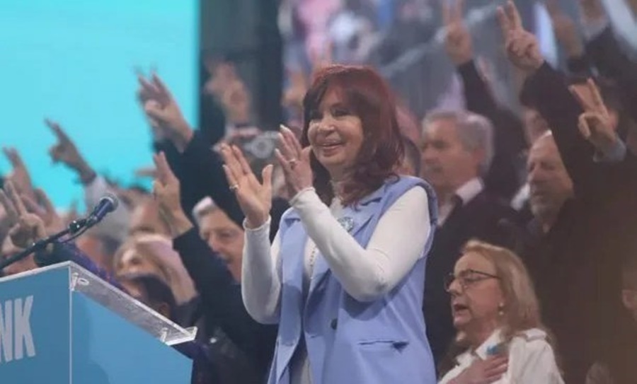 Sobreseyeron a Cristina Fernández de Kirchner en la causa por la Ruta del dinero K