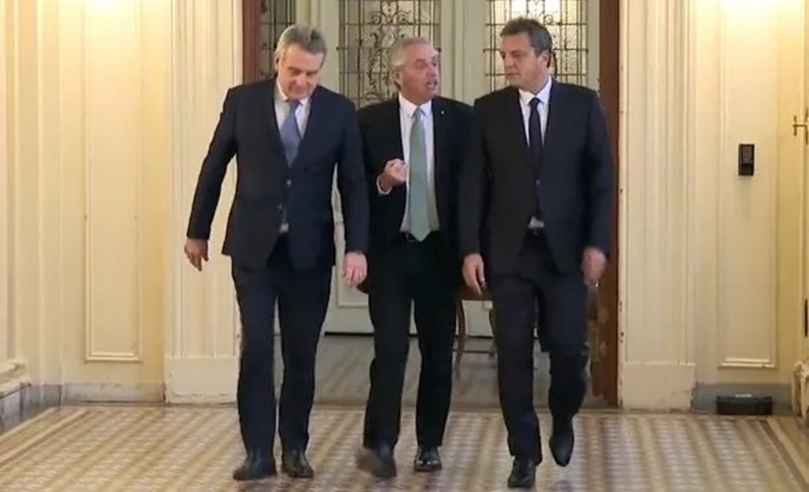 Alberto Fernández, Sergio Massa y Agustín Rossi encabezaron primera reunión de Gabinete tras cierre de listas