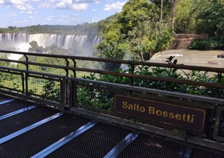 Misiones: Confirmaron que el cuerpo hallado en Brasil es del turista canadiense que cayó del Paseo Bosetti en las Cataratas del Iguazú