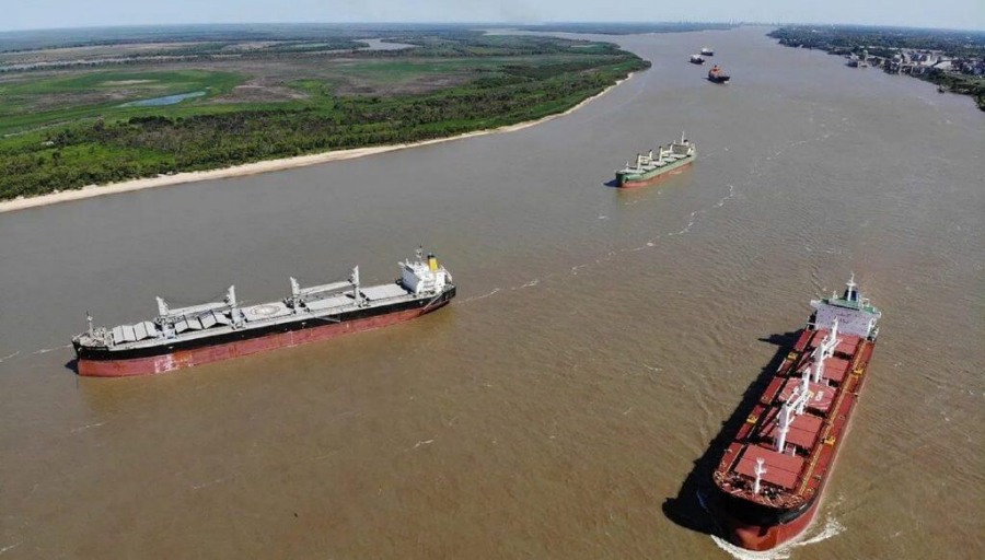 Con respaldo de los agroexportadores, el Gobierno Nacional anunció la licitación para privatizar la hidrovía