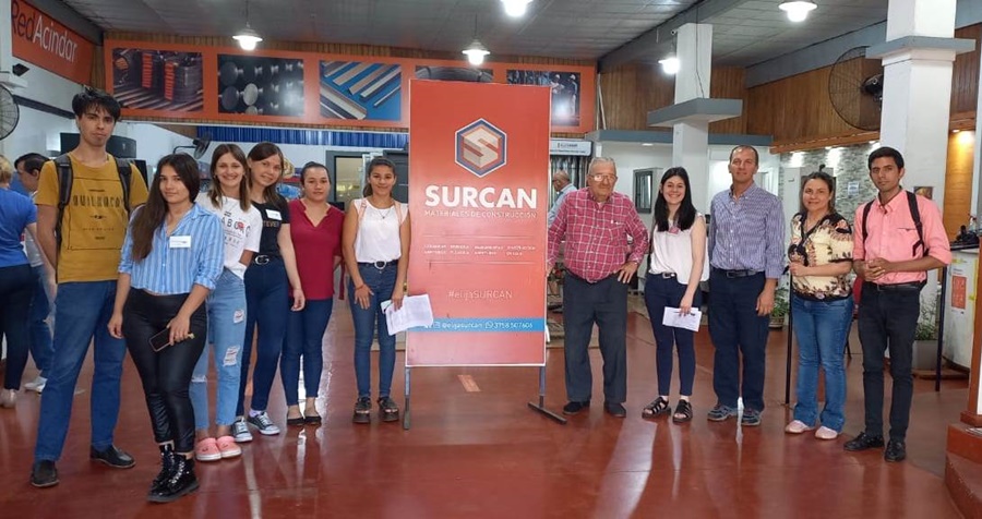 Estudiantes del Instituto Saavedra sede Apóstoles realizaron una visita técnica en las instalaciones de la Empresa Surcan S.A.