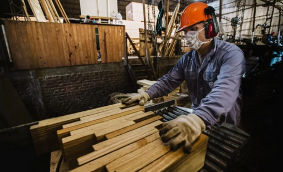 Adolfo Safrán: “Hay una evolución positiva de la economía misionera con el impacto en las líneas de crédito”