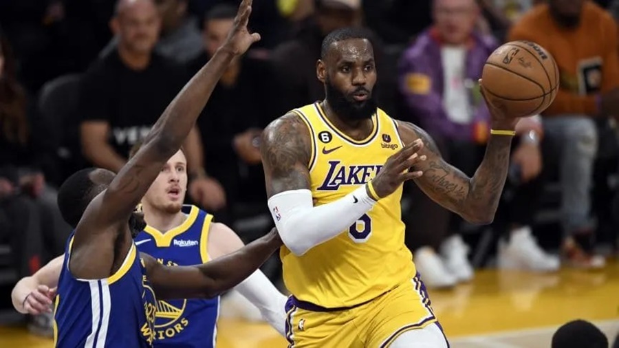 NBA: Los Angeles Lakers eliminaron a los Golden State Warriors y son finalistas de la Conferencia Oeste y Miami Heat, finalista de la Conferencia Este