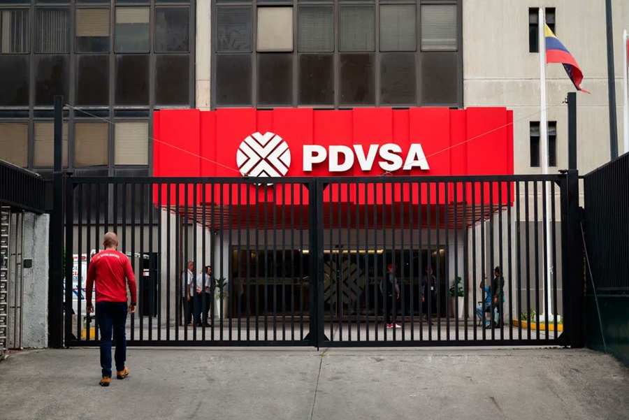 Estados Unidos reactiva sanciones al sector de petróleo y gas de Venezuela en reacción a la inhabilitación de la candidatura de María Corina Machado
