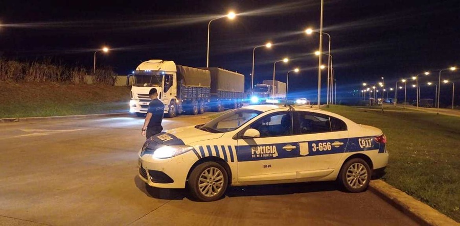 Misiones: Nuevamente fueron retenidos dos camiones con cargas de soja que ingresaron de manera irregular a la Provincia