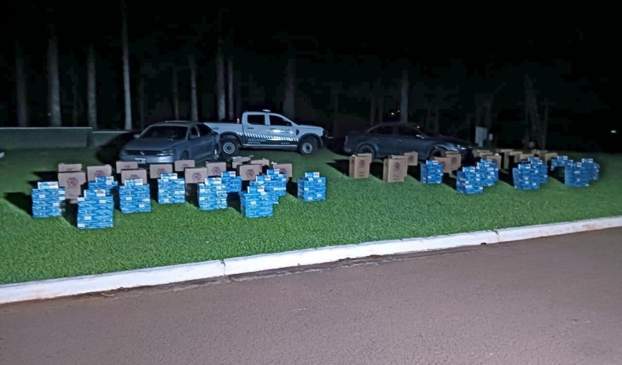 Dos automóviles transportaban más de 24 mil paquetes de cigarrillos: Ambos vehículos poseían pedido de secuestro activo