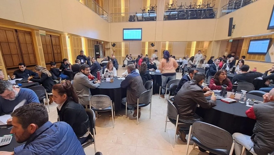 Misiones: Con expectativas por resultados finales en tres localidades, comenzó el escrutinio definitivo de las elecciones 2023, estiman que el escrutinio estaría finalizado en la tarde del sábado