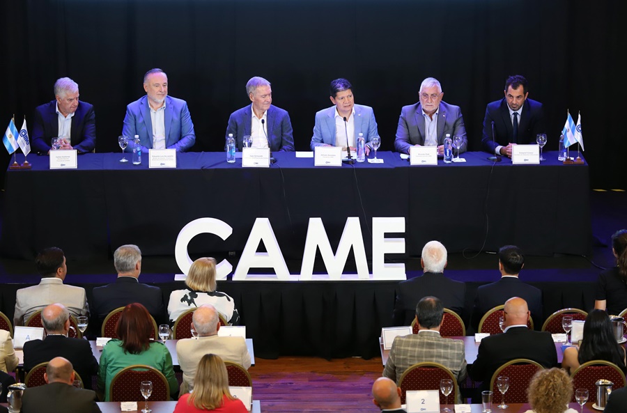 Schiaretti en CAME propone medidas para resolver los problemas de la macroeconomía que afectan a las PyMEs