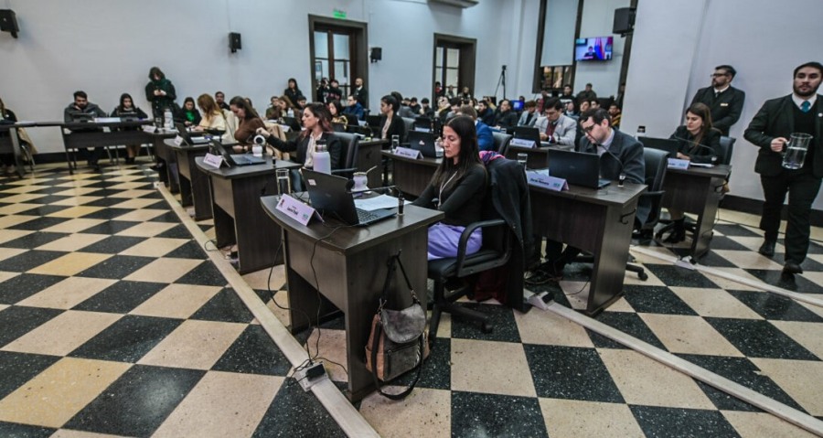 Posadas: Concejales aprueban la reforma de la Estudiantina, nuevas sedes, horarios y días para los desfiles