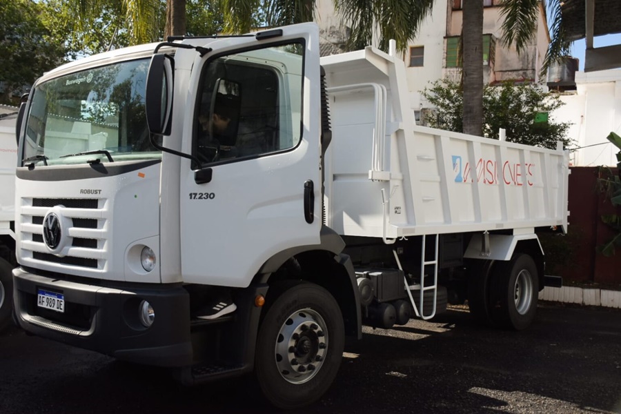 Misiones: Entrega de unidades viales a los Municipios de; El Soberbio e Hipólito Yrigoyen