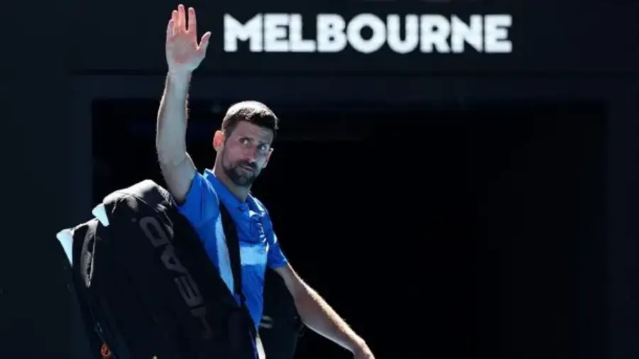 Tenis: Novak Djokovic abandonó ante Alexander Zverev y se quedó afuera de la final del Abierto de Australia