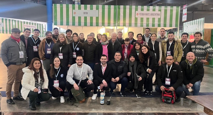 Feria Caminos y Sabores: Representantes del INYM se reunieron con referentes de las 22 empresas y cooperativas