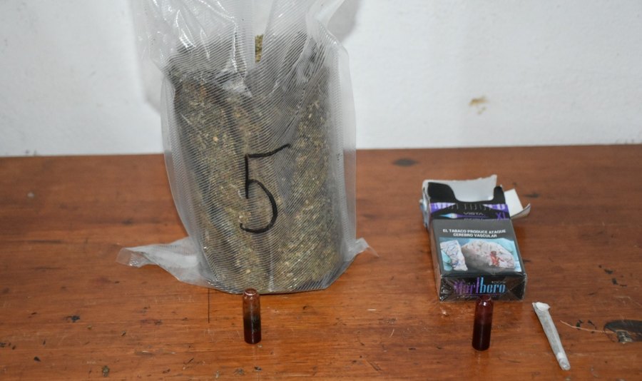 Tres personas fueron detenidas por el transporte de marihuana: El estupefaciente se encontraba oculto dentro del depósito de combustible