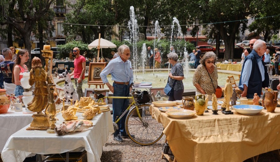 Un viaje al pasado: Ropa y artículos vintage empiezan a ocupar un lugar en la valija de los argentinos