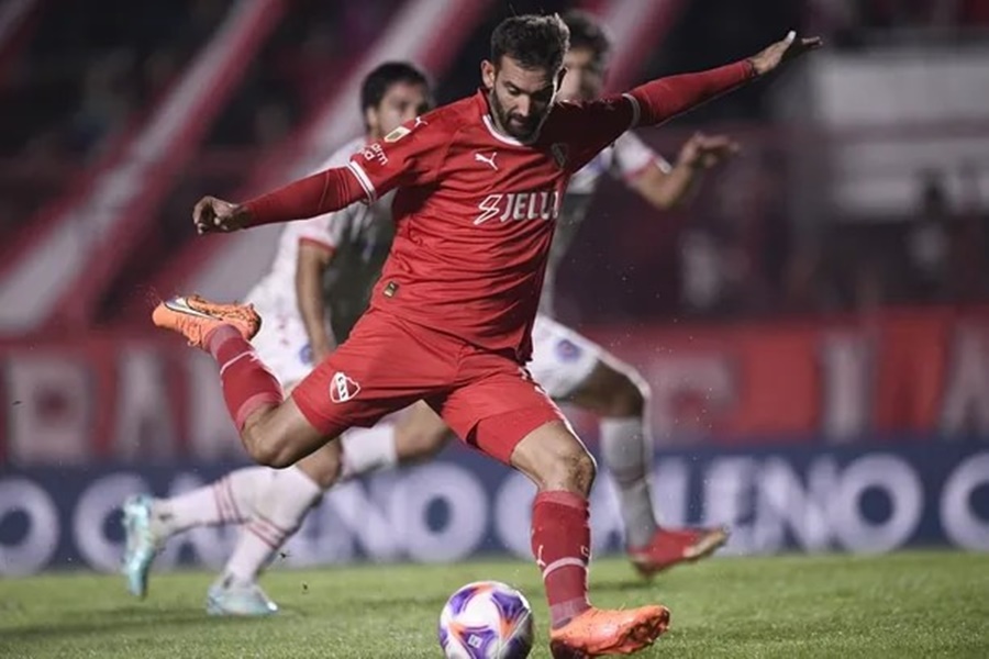 Liga Profesional de Fútbol: Independiente lo ganaba 2 a 0, pero Argentinos Juniors se lo empató en el final