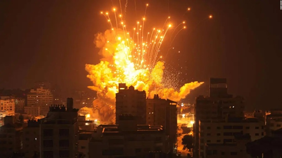 Israel anuncia que amplía sus operaciones terrestres en Gaza, tras reportes de múltiples ataques aéreos