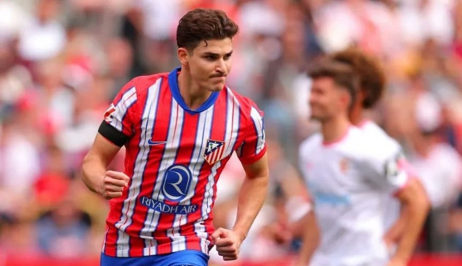 El argentino Julián Álvarez tuvo revancha, marcó de penal en la agónica victoria del Atlético de Madrid ante Sevilla