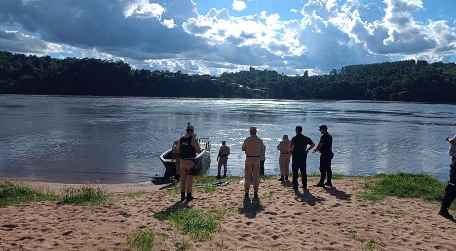Hallaron el cuerpo del jugador eldoradense que se habría ahogado en las costas en las aguas del Río Paraná, en la jurisdicción de la ciudad misionera de Montecarlo