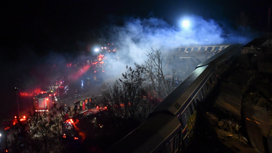 Accidente de trenes en Grecia deja al menos 36 muertos y decenas de heridos