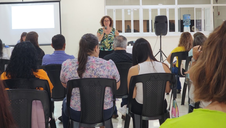 Se realizó una charla sobre el Abordaje Integral del Suicidio en Apóstoles