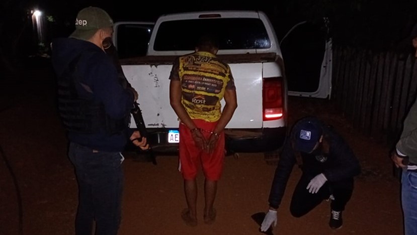 La Policía de Misiones capturó a un individuo de 31 años acusado de homicidio en el Municipio de Pozo Azul y secuestró el arma que habría utilizado