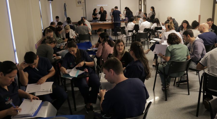 El Hospital Dr. Ramón Madariaga en la ciudad de Posadas realizó la lectura de carpetas para postulantes a residencias médicas y no médicas en Misiones