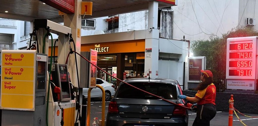 Por la suba del dólar oficial: Shell aumentó 37% promedio los precios de los combustibles