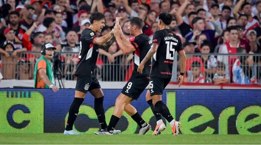 Torneo Apertura: River Plate y una noche para el olvido: perdió con Estudiantes de La Plata y su invicto en el Torneo Apertura 2025