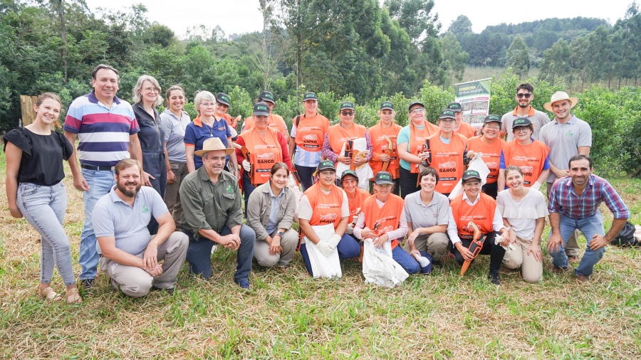Las mujeres fueron protagonistas de una capacitación y concurso de poda de yerba mate