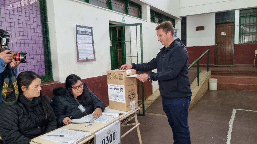 Posadas: Sebastián Macías votó e invitó a los misioneros a participar